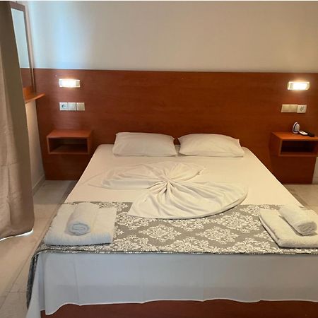 Hotel Kourkoumelata Argostoli  Bagian luar foto