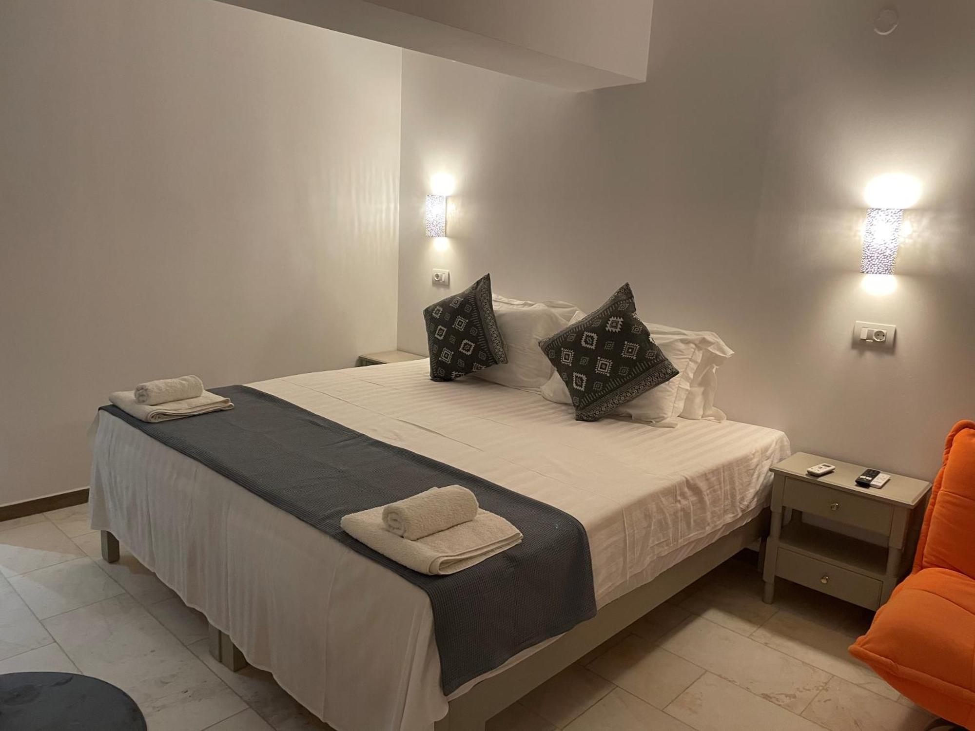 Hotel Kourkoumelata Argostoli  Bagian luar foto