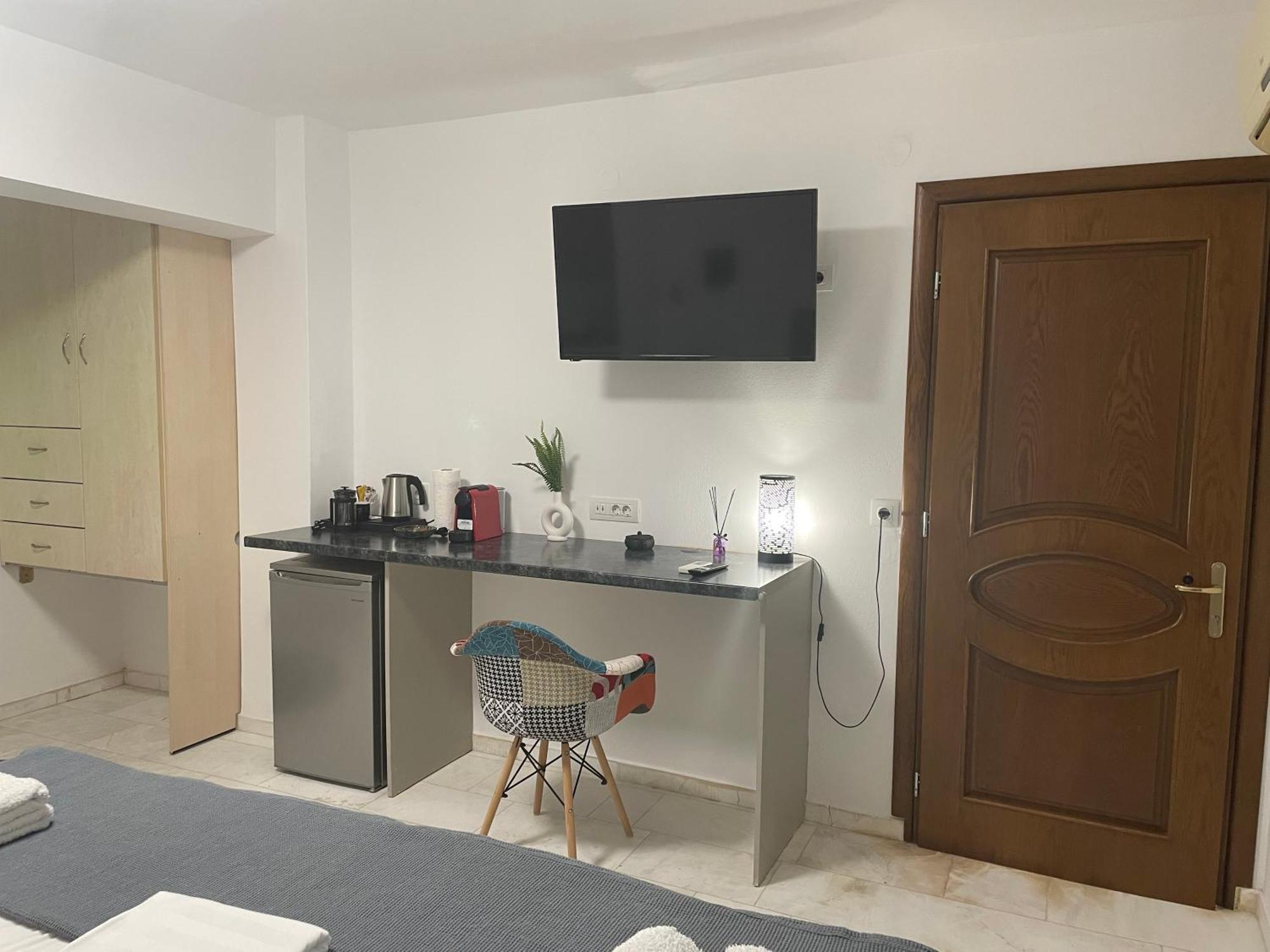 Hotel Kourkoumelata Argostoli  Bagian luar foto