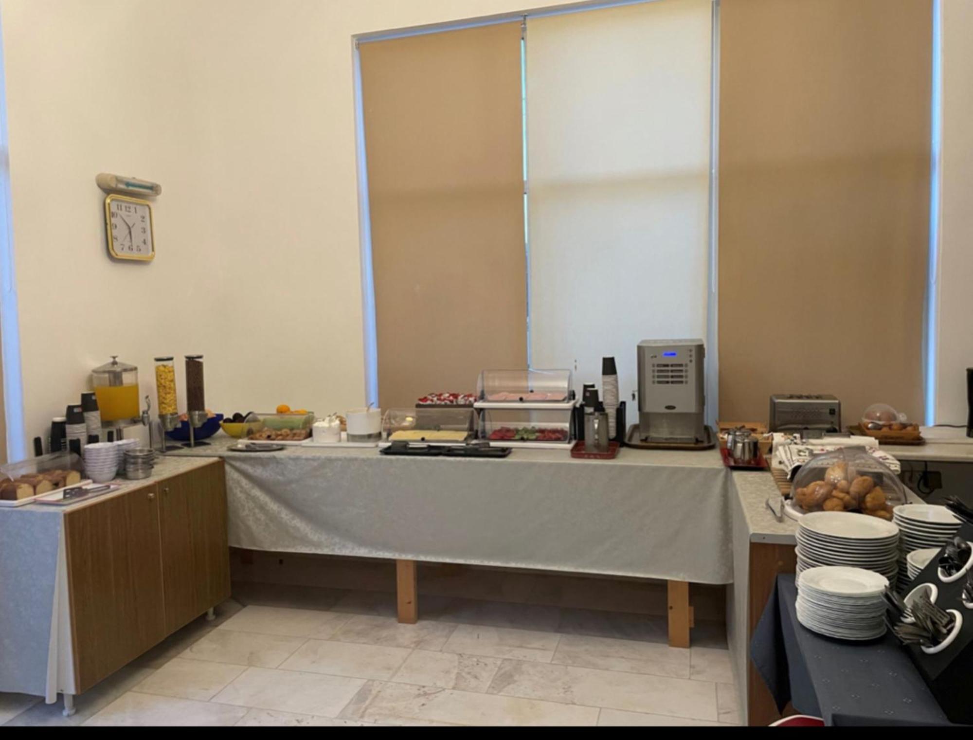 Hotel Kourkoumelata Argostoli  Bagian luar foto